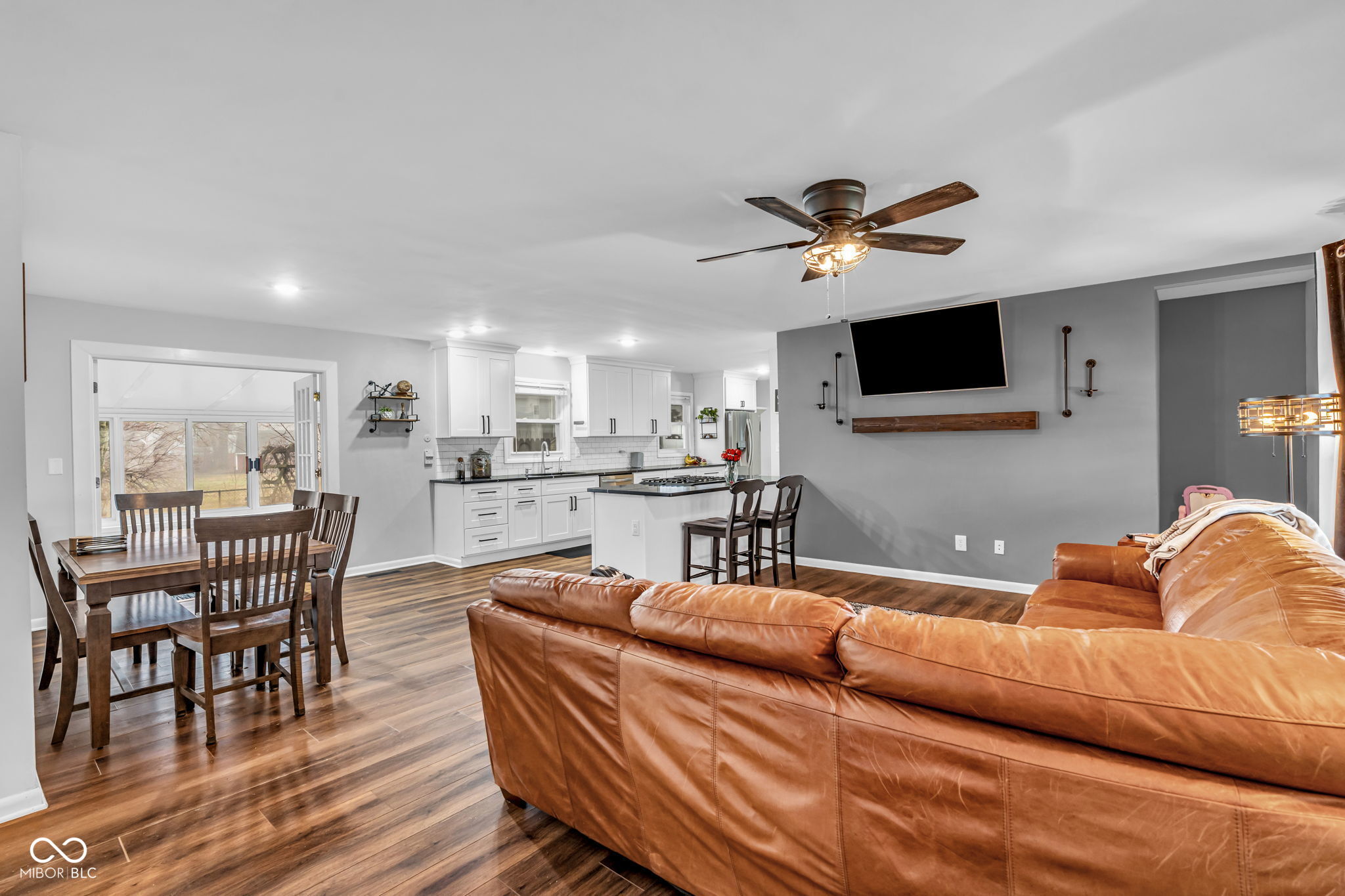 6228 Trotter Road Indianapolis, IN 46241 - Photo 3 of 52