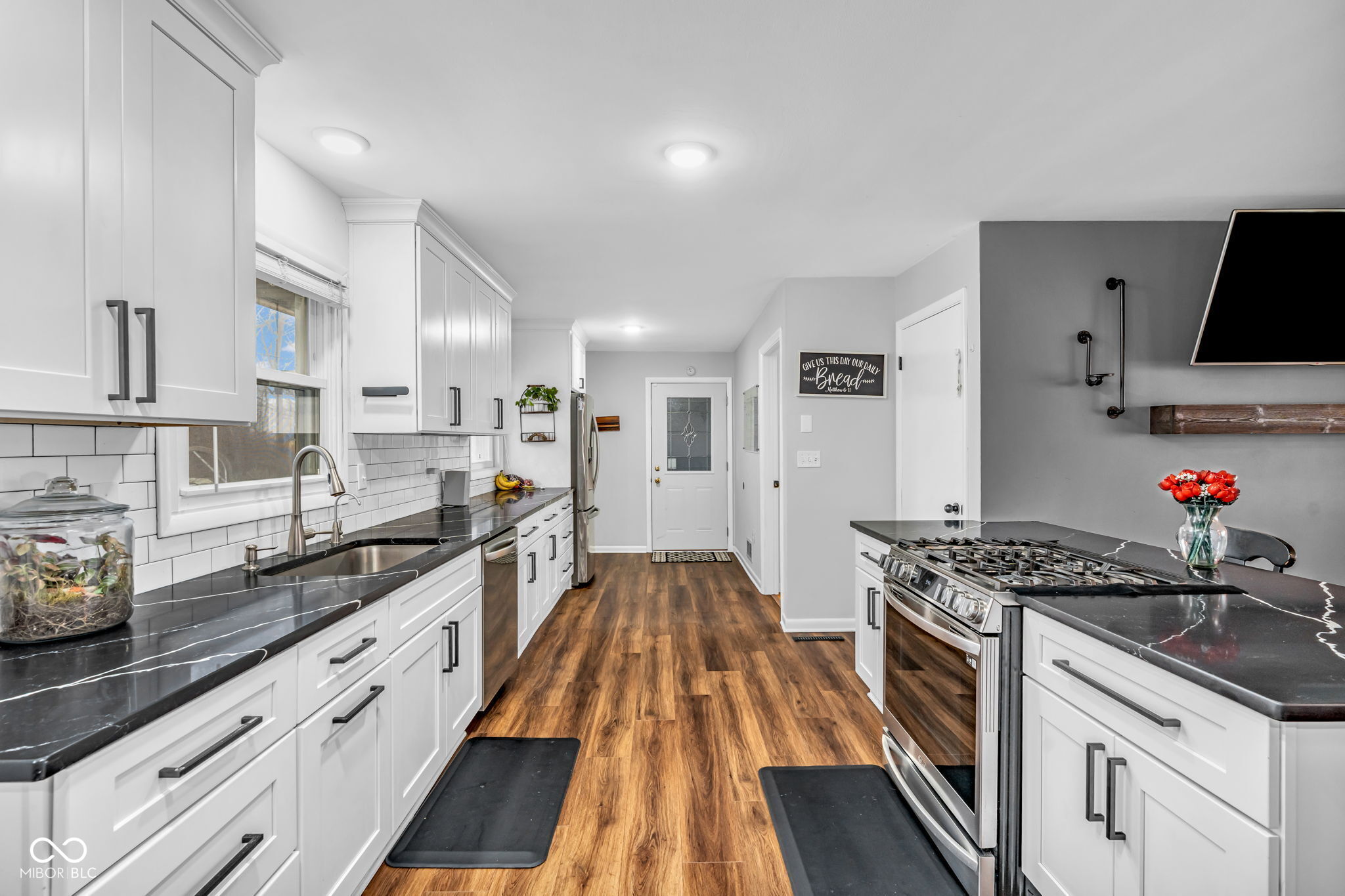 6228 Trotter Road Indianapolis, IN 46241 - Photo 5 of 52