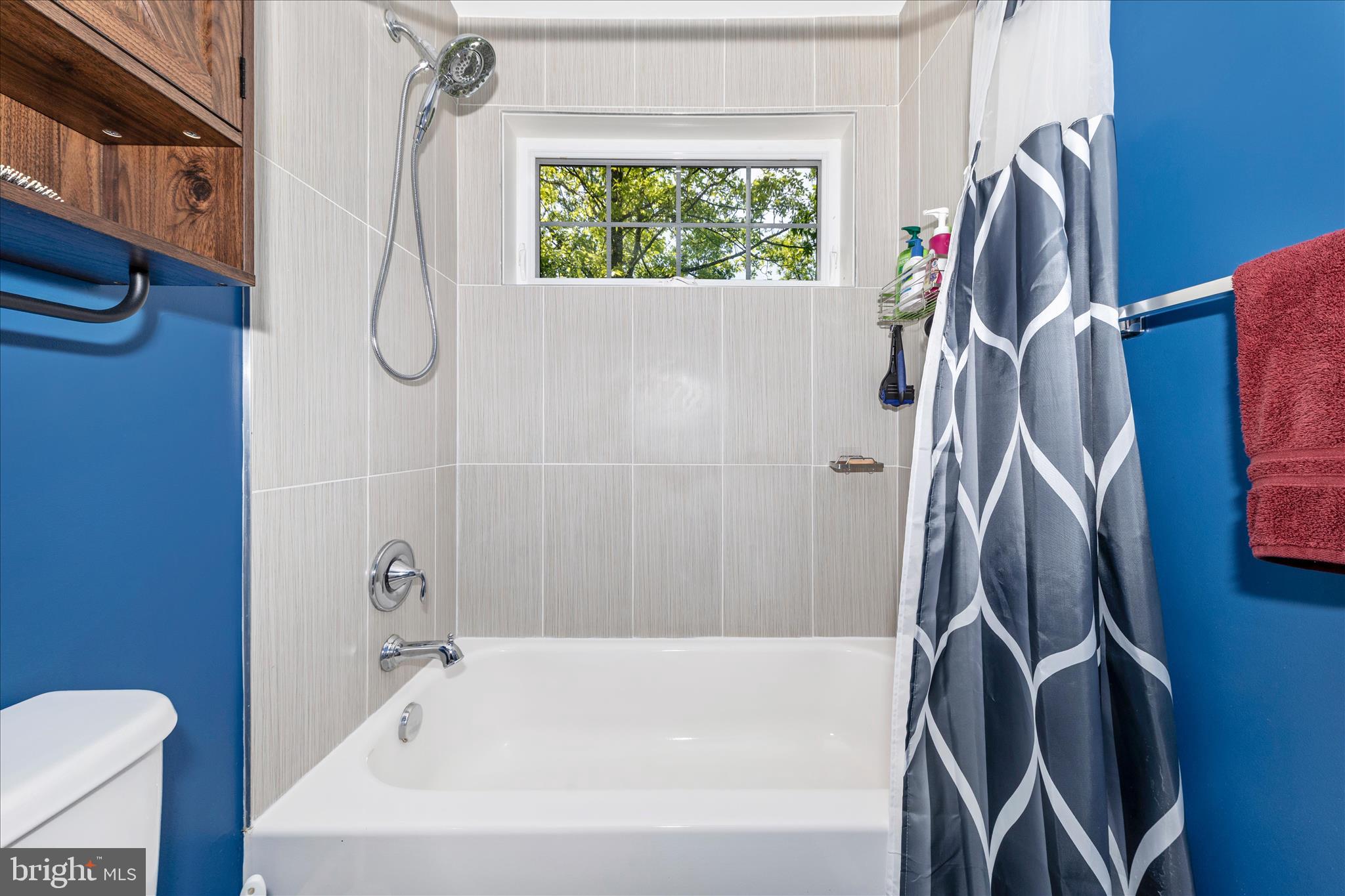 2913 Weisman Road Silver Spring, MD 20902 - Photo 17 of 39 Primary En Suite