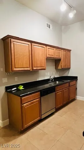 $1,800 | 8805 Jeffreys Street, Unit 2019, Las Vegas, NV 89123