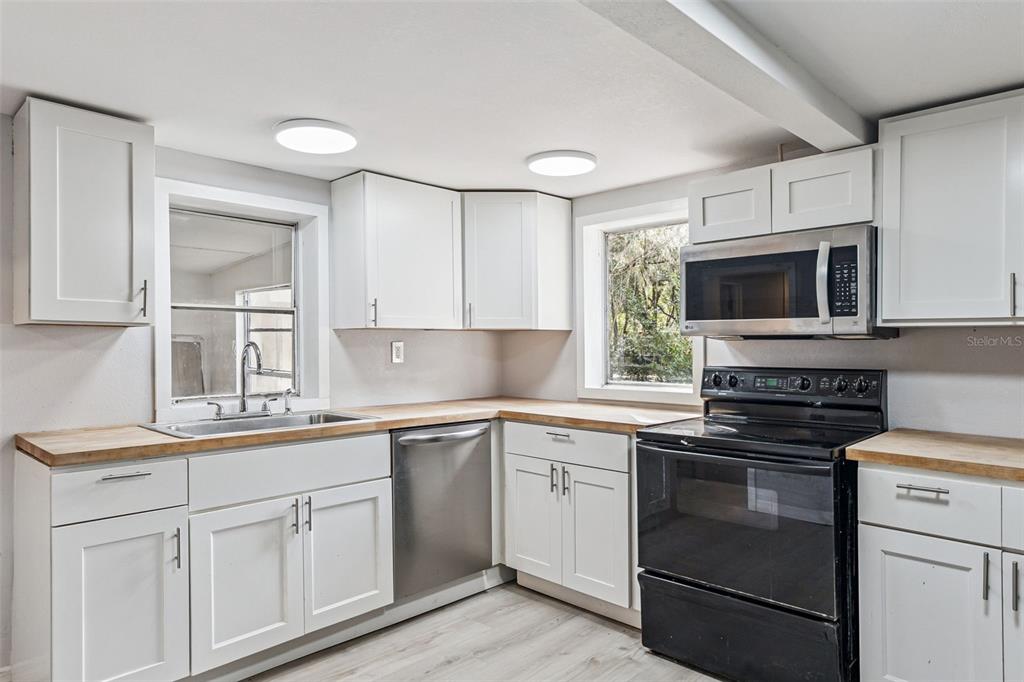 1116 Northeast 19th Street Ocala, FL 34470 - Photo 9 of 20