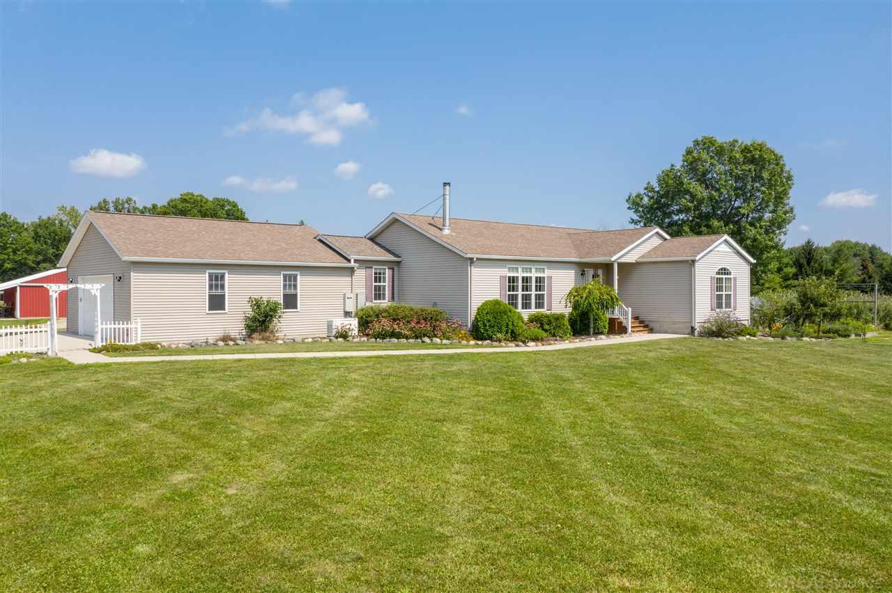 8766 Meisner Road Casco, MI 48064 - Photo 4 of 85