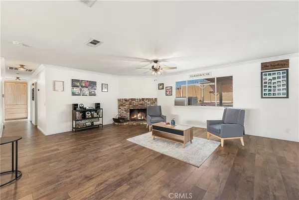 $460,000 | 39443 162nd Street East, Lake Los Angeles, CA 93591