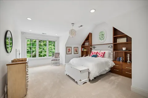 $2,485,000 | 605 Skokie Lane South, Glencoe, IL 60022