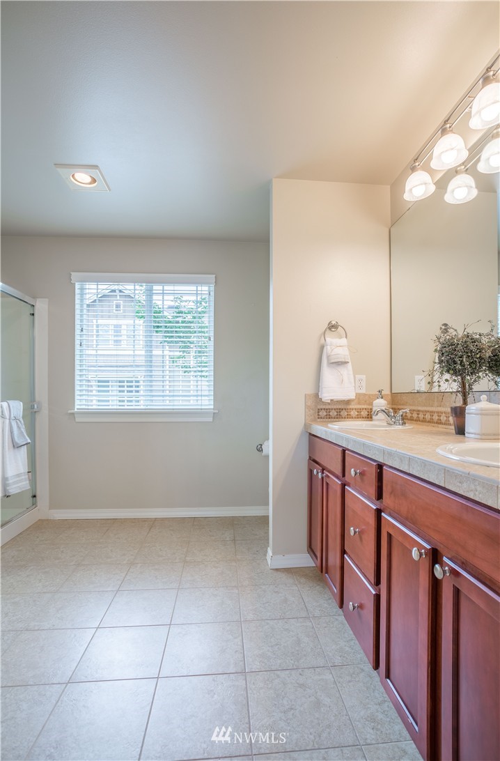 24026 40th Lane Southeast Bothell, WA 98021 - Photo 14 of 22