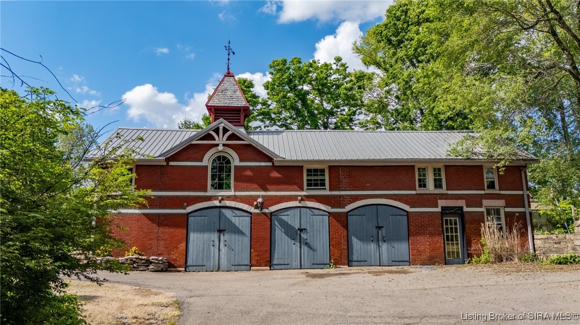 1050 Michigan Road Madison, IN 47250 - Photo 4 of 82
