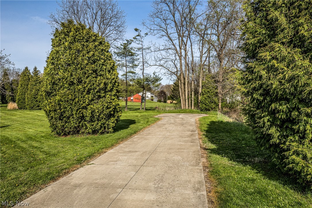 1744 Betz Road Akron, OH 44306 - Photo 27 of 30
