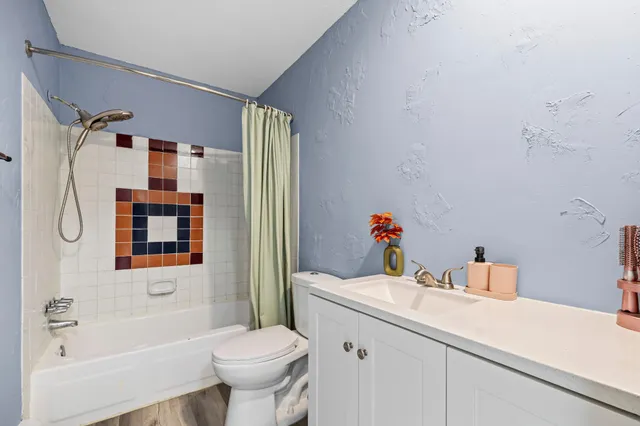 $115,000 | 12964 Nicollet Avenue, Unit 301, Burnsville, MN 55337