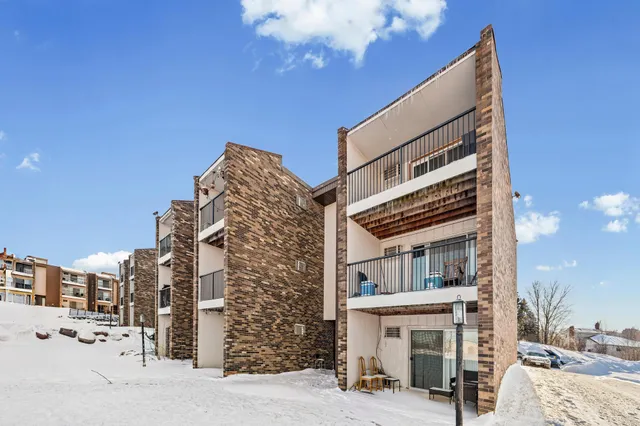 $115,000 | 12964 Nicollet Avenue, Unit 301, Burnsville, MN 55337