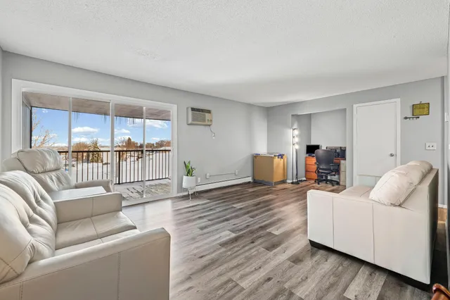 $115,000 | 12964 Nicollet Avenue, Unit 301, Burnsville, MN 55337