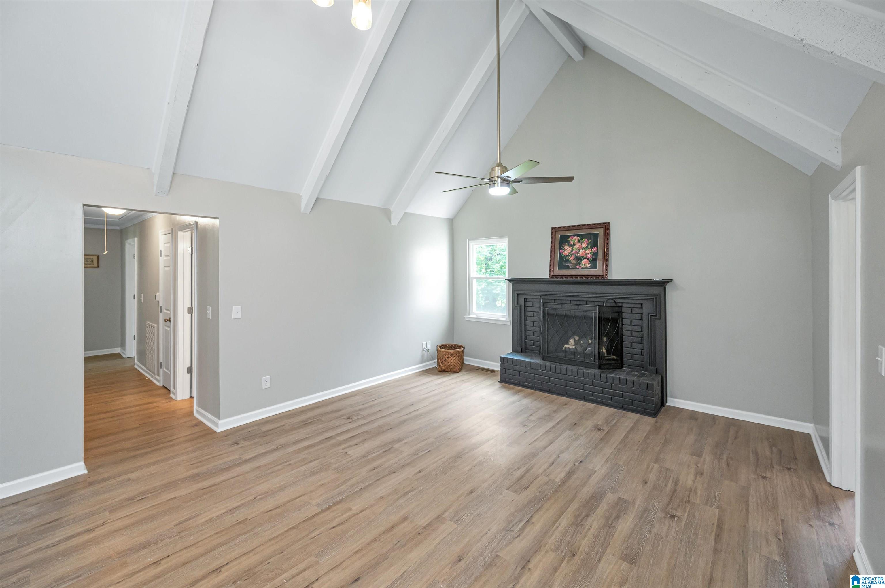 3239 Fieldale Drive Bessemer, AL 35023 - Photo 4 of 33