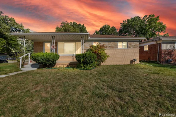 $1,600 | 24544 Patricia Avenue, Warren, MI 48091