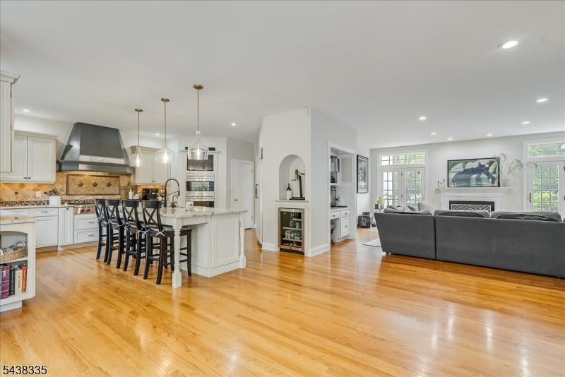 21 Rockage Road Warren, NJ 07059 - Photo 13 of 48