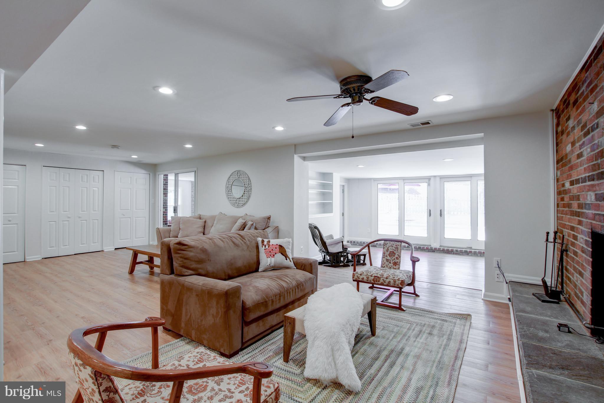 8804 Stark Road Annandale, VA 22003 - Photo 14 of 30 Family Room