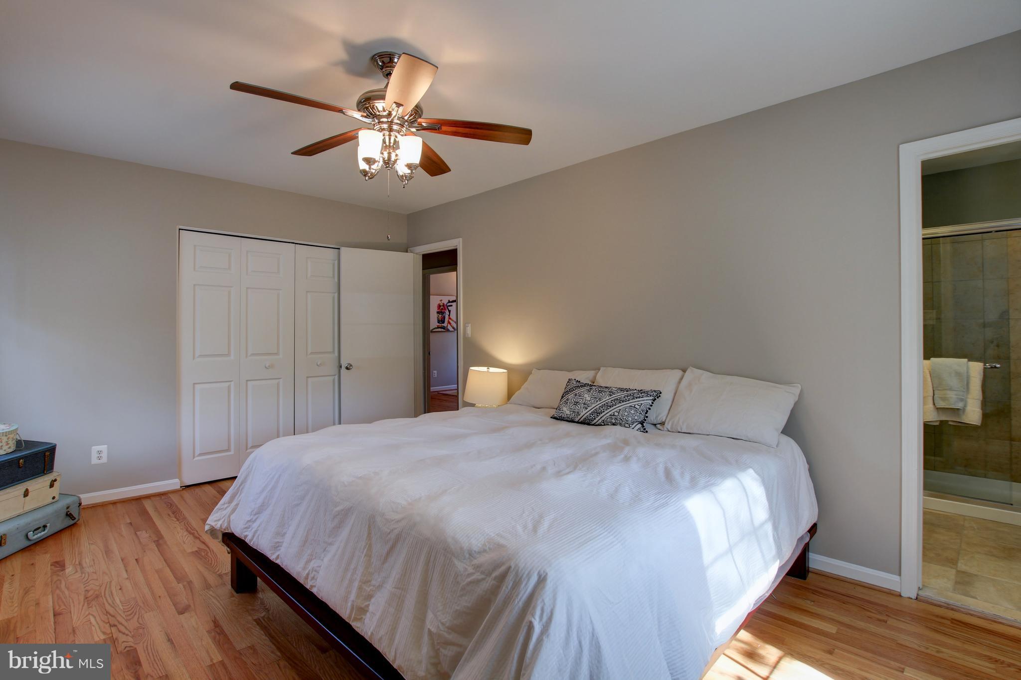 8804 Stark Road Annandale, VA 22003 - Photo 23 of 30 Bedroom (Master)