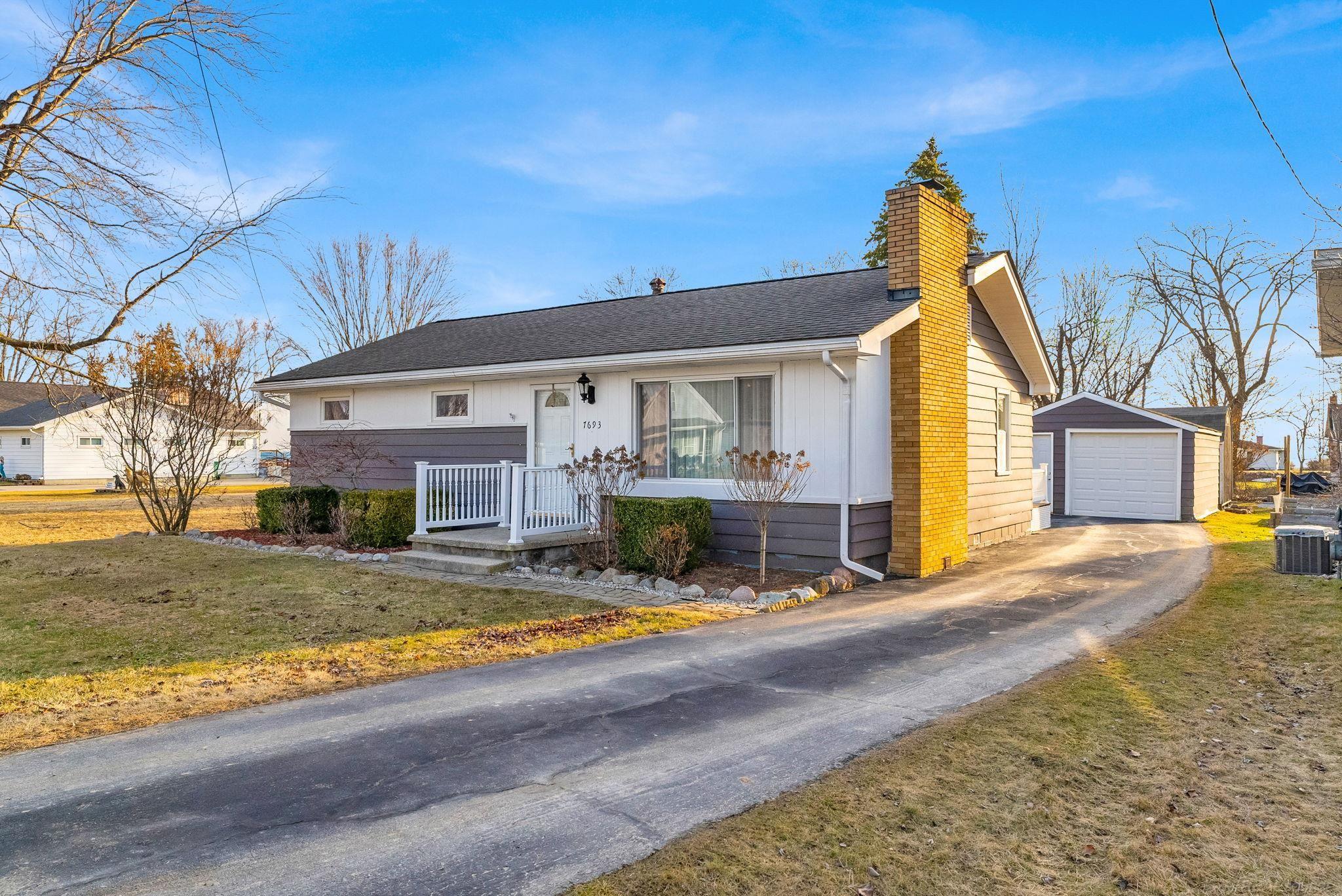 7693 Holiday Road Lexington, MI 48450 - Photo 44 of 60 50168539-45371da0-a1bf-4623-beb7-dd01fc9f3ea4.JPG
