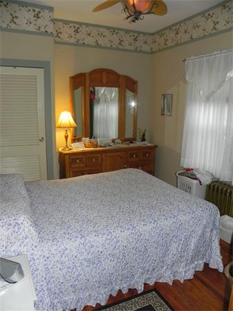 8 Appleton Street Danvers, MA 01923 - Photo 16 of 24 Gallery Image 16