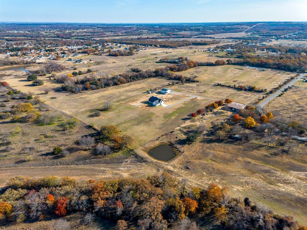 8140 Lavender Road Springtown, TX 76082 - Photo 32 of 36