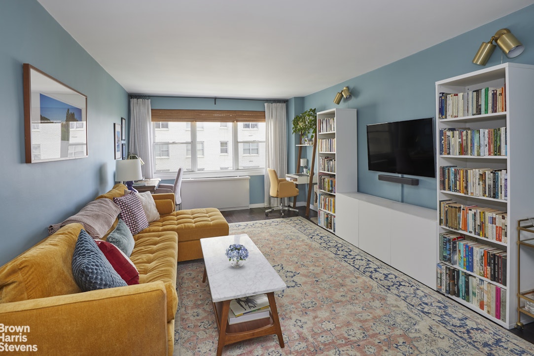 520 East 76th Street, Unit 10G Manhattan, NY 10021 - Photo 1 of 9