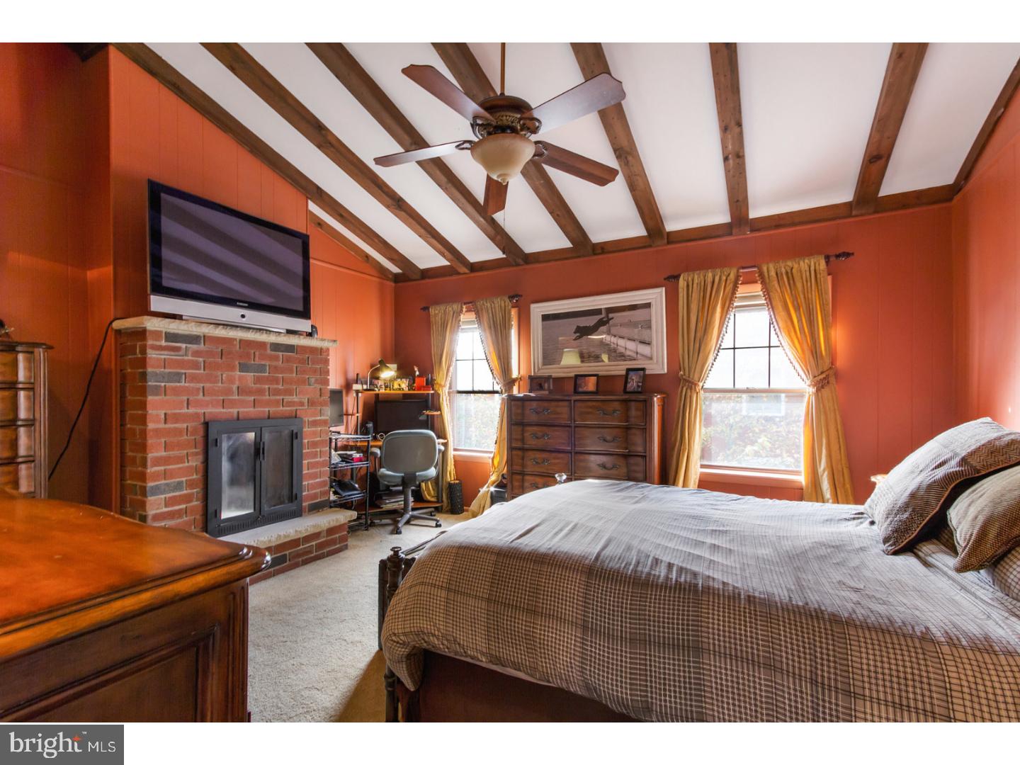 1823 Addison Street Philadelphia, PA 19146 - Photo 13 of 22 Gallery Image 13