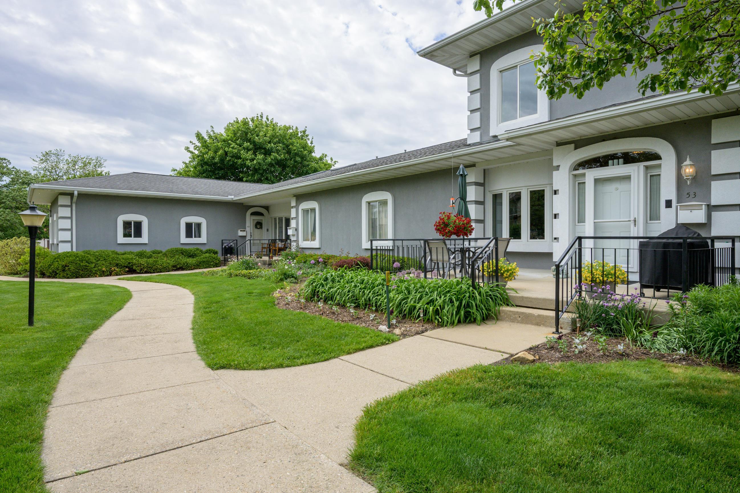 53 Golf Madison, WI 53704 - Photo 4 of 72