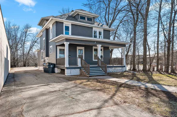 $250,000 | 209 Nicolet Boulevard, Neenah, WI 54956