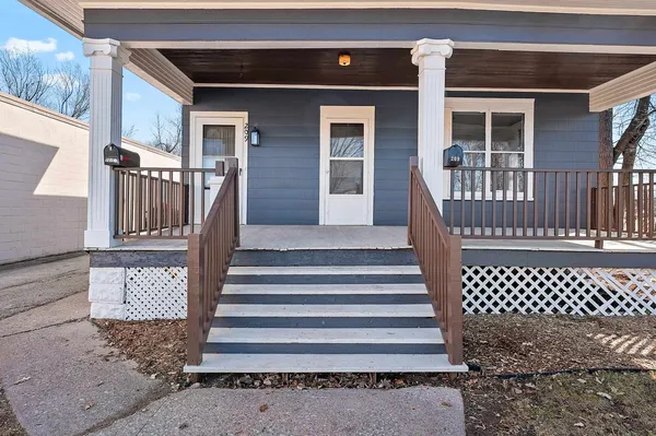$250,000 | 209 Nicolet Boulevard, Neenah, WI 54956