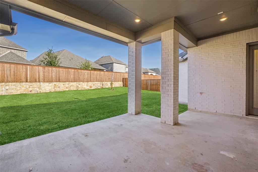 2800 Count Fleet Way Celina, TX 75009 - Photo 30 of 34 a view of an empty room with yard and balcony