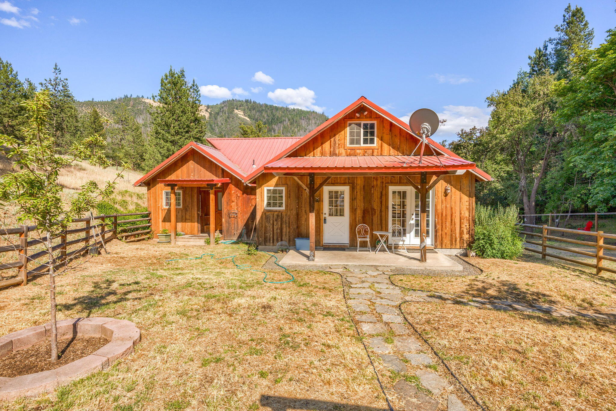 7484 Sterling Creek Road Jacksonville, OR 97530 - Photo 39 of 42 2