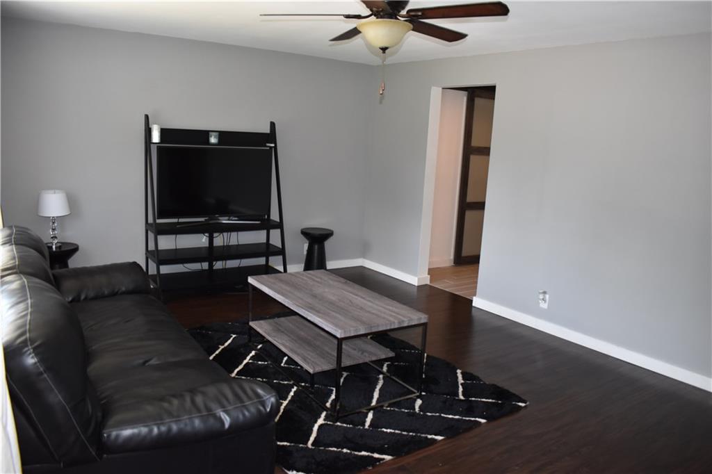 1320 McClure Road Columbus, IN 47201 - Photo 3 of 23 Gallery Image 3