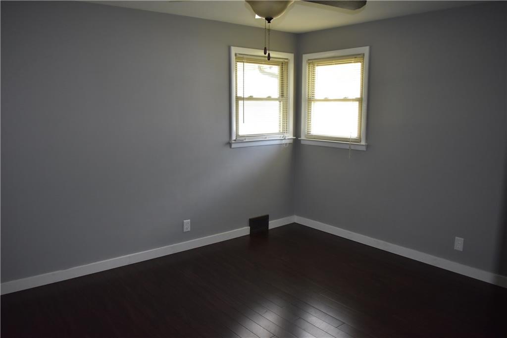 1320 McClure Road Columbus, IN 47201 - Photo 5 of 23 Gallery Image 5