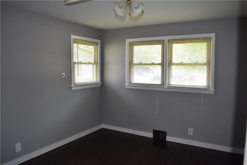 1320 McClure Road Columbus, IN 47201 - Photo 7 of 23 Gallery Image 7