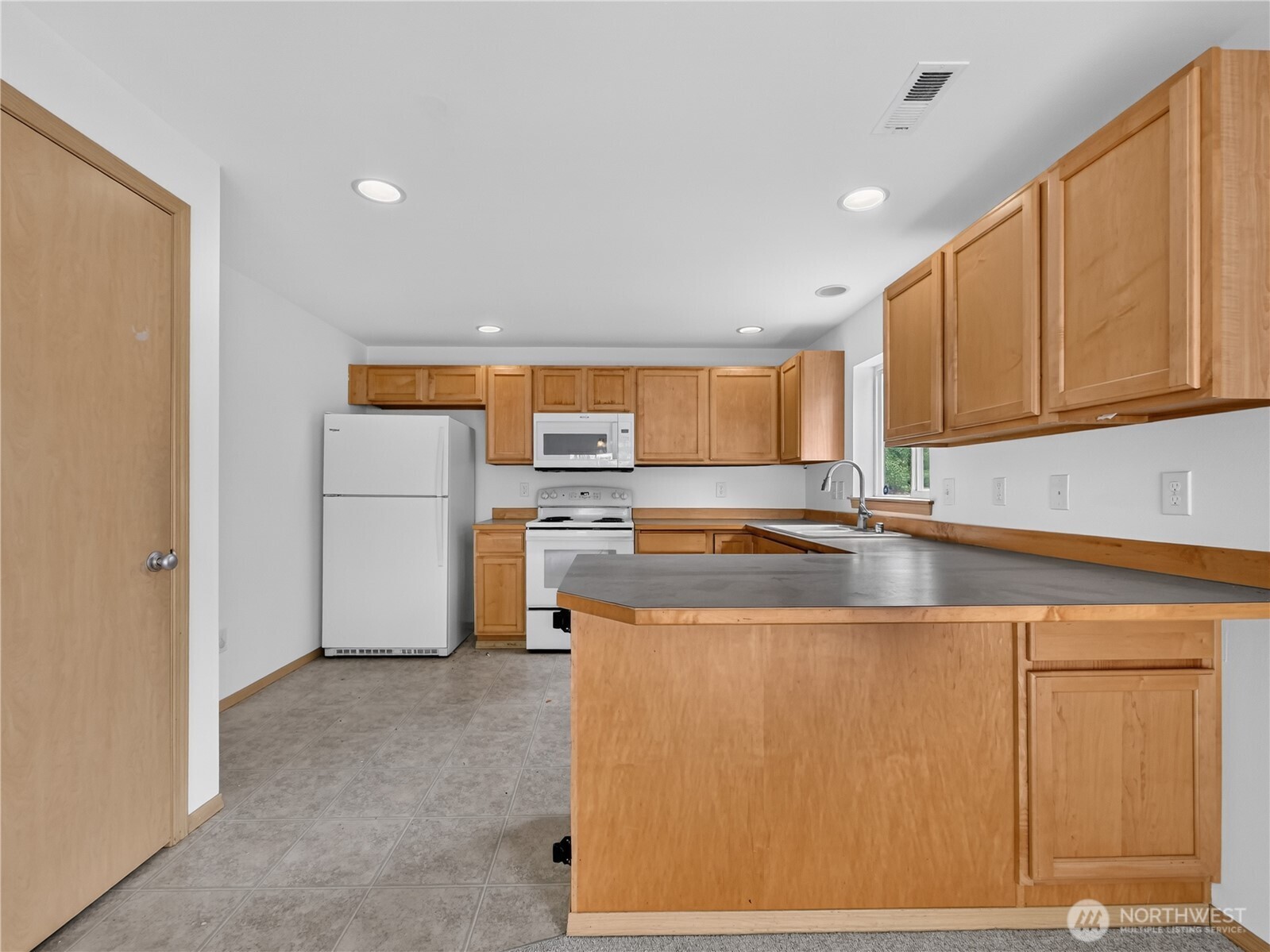 3925 152nd Place Southeast Bothell, WA 98012 - Photo 13 of 30