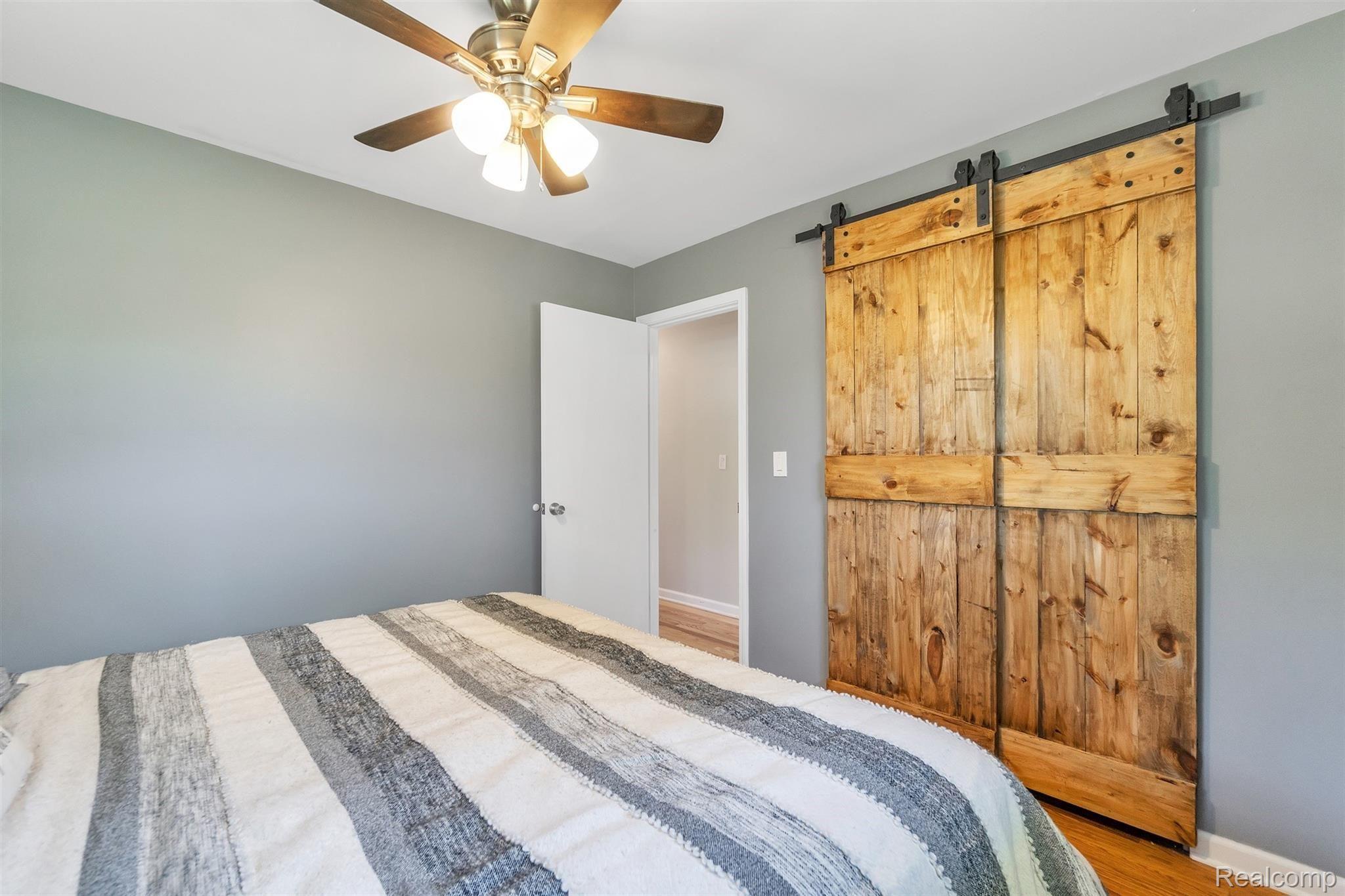 5050 Edgar Road Clarkston, MI 48346 - Photo 20 of 47 20-5050-Edgar-WindowStill-Real-Esta.jpg