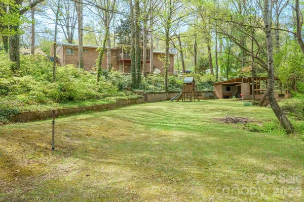 $467,000 | 465 28th Ave Lane Northeast, Hickory, NC 28601