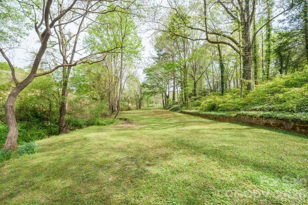 $467,000 | 465 28th Ave Lane Northeast, Hickory, NC 28601