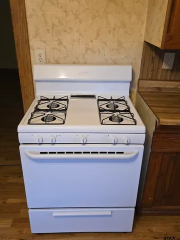 $66,900 | 2512 Iron Road, Diana, TX 75640