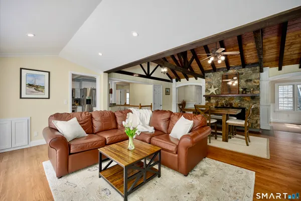 $1,995,000 | 126 Sherry Lane, New Milford, CT 06776