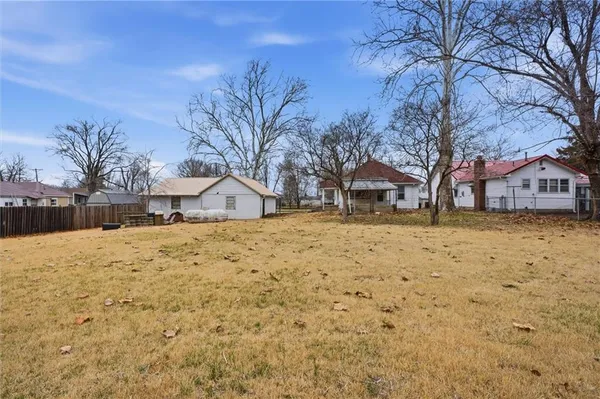 $62,500 | 526 North Street, Hardin, MO 64035