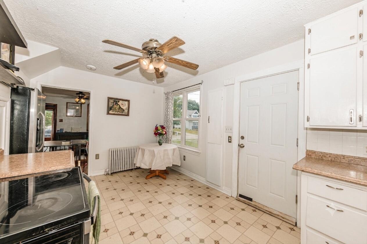 113 South Milwaukee Street Fredonia, WI 53021 - Photo 7 of 29 Kitchen 3