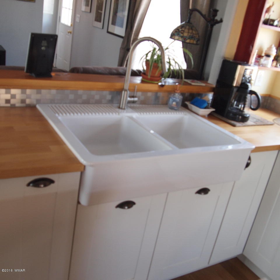 4214 Indian Bend Road Snowflake, AZ 85937 - Photo 12 of 43 a close view of sink