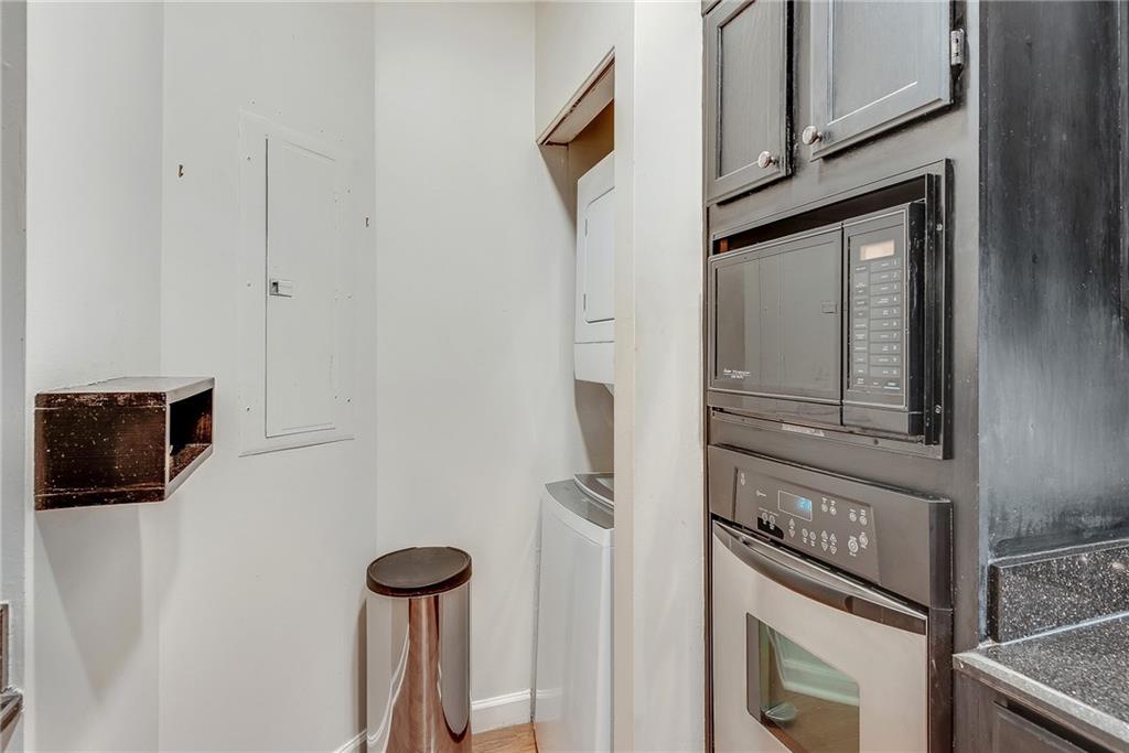 175 15th Street Northeast, Unit 411 Atlanta, GA 30361 - Photo 8 of 29