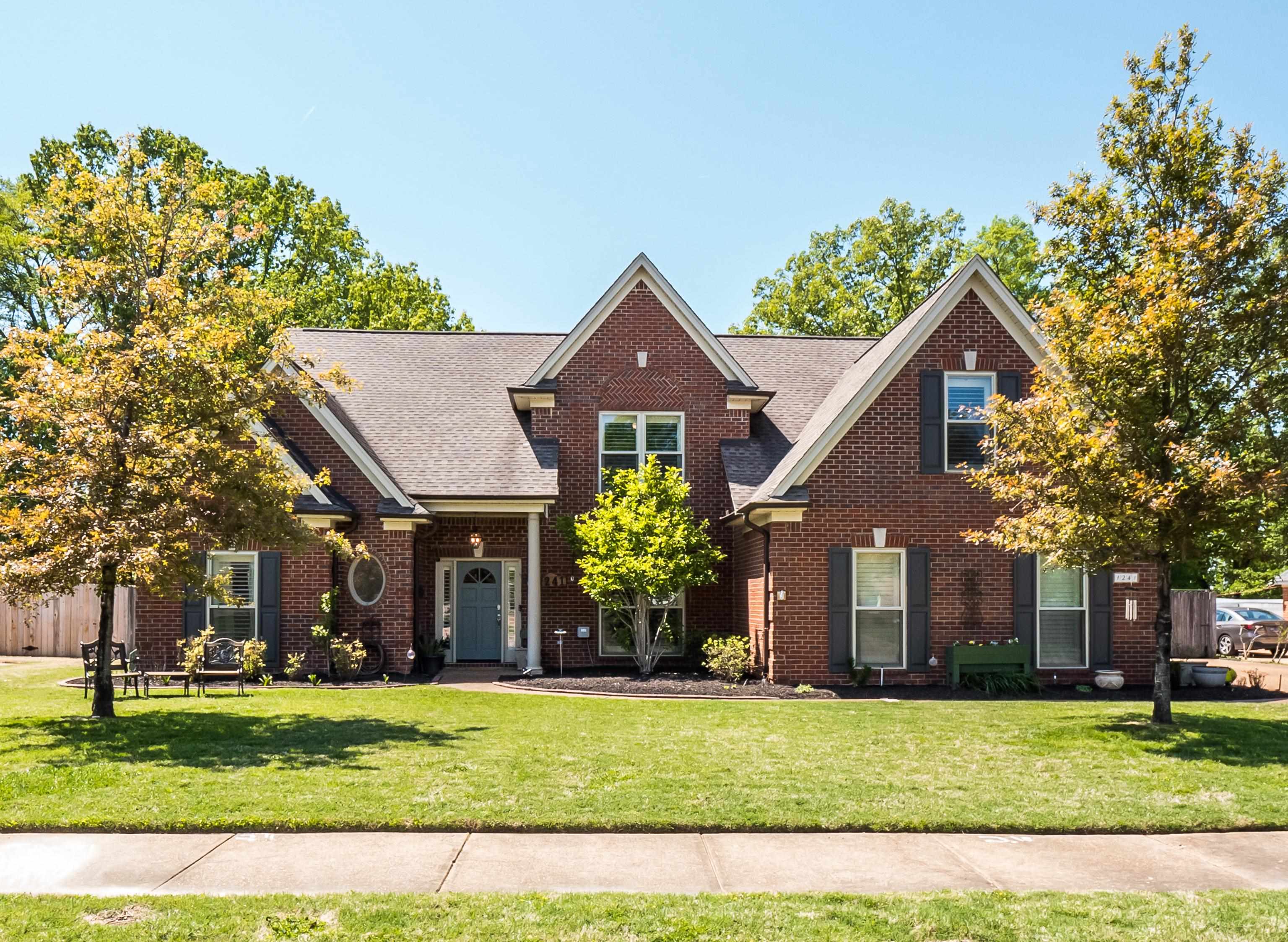 1241 Macon Ridge Drive Collierville, TN 38017 - Photo 1 of 24 Gallery Image 1