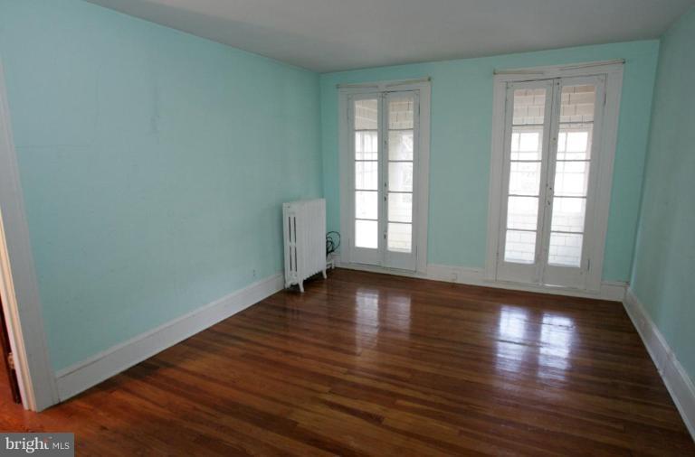 401 Cedarcroft Road Baltimore, MD 21212 - Photo 12 of 24 Master Bedroom