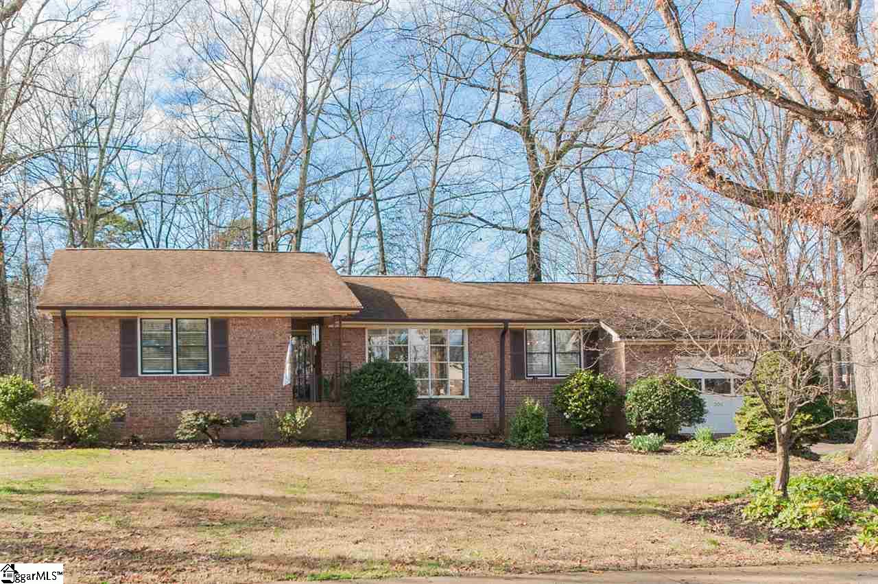 300 Lions Club Road Greenville, SC 29617 - Photo 1 of 31 Gallery Image 1