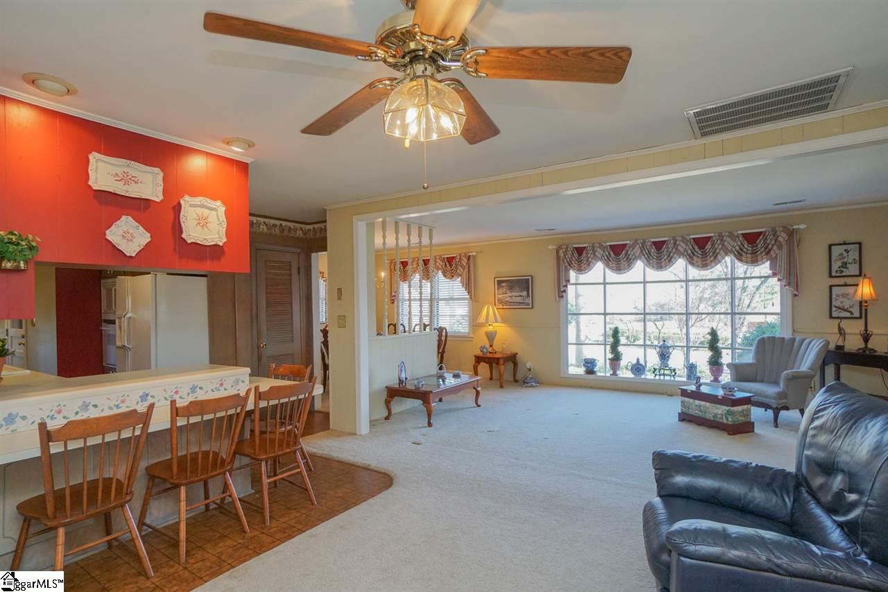 300 Lions Club Road Greenville, SC 29617 - Photo 14 of 31 Gallery Image 14