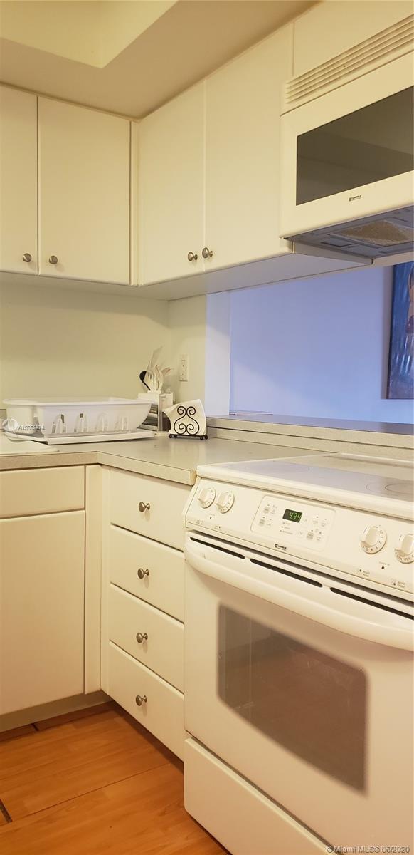 Glenvar Heights Miami, FL 33155 - Photo 11 of 12 a view of washer and dryer