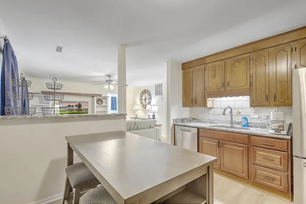 $3,300 | 616 Semaht Street, Charleston, SC 29412