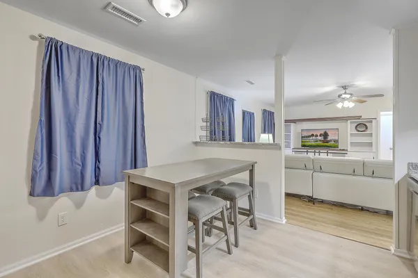 $3,300 | 616 Semaht Street, Charleston, SC 29412