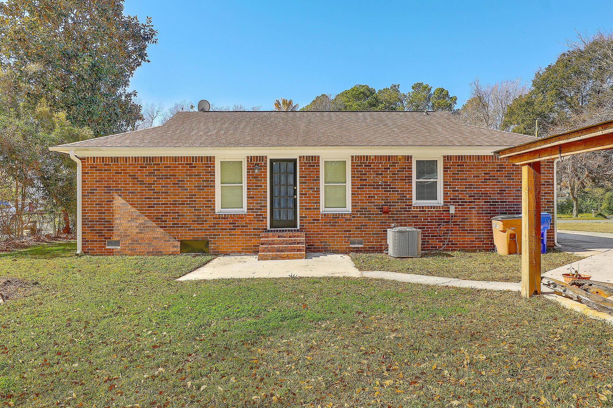 616 Semaht Street Charleston, SC 29412 - Photo 22 of 22 1R3A1070_1_2_3_4_5_6